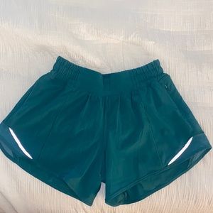 Lululemon shorts BRAND NEW!